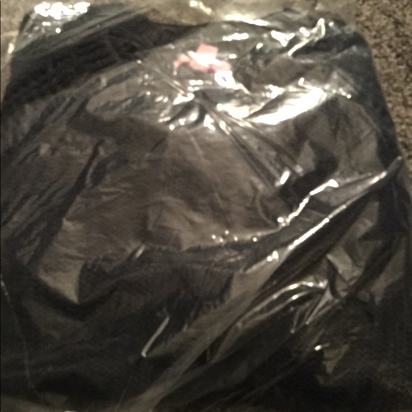 Lilly Pulitzer Eileen Cable Knit Cotton Sweater NWT - Picture 3 of 4